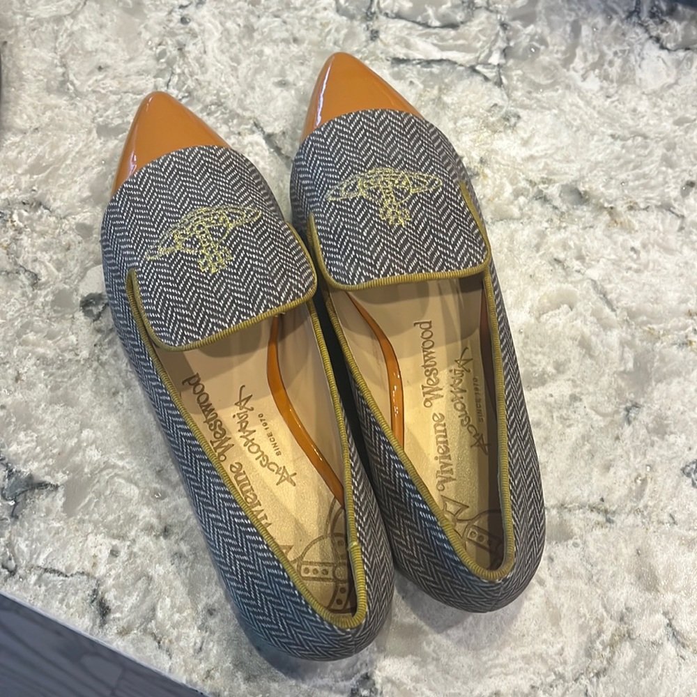 Brand new pointed loafer. Vivienne Westwood